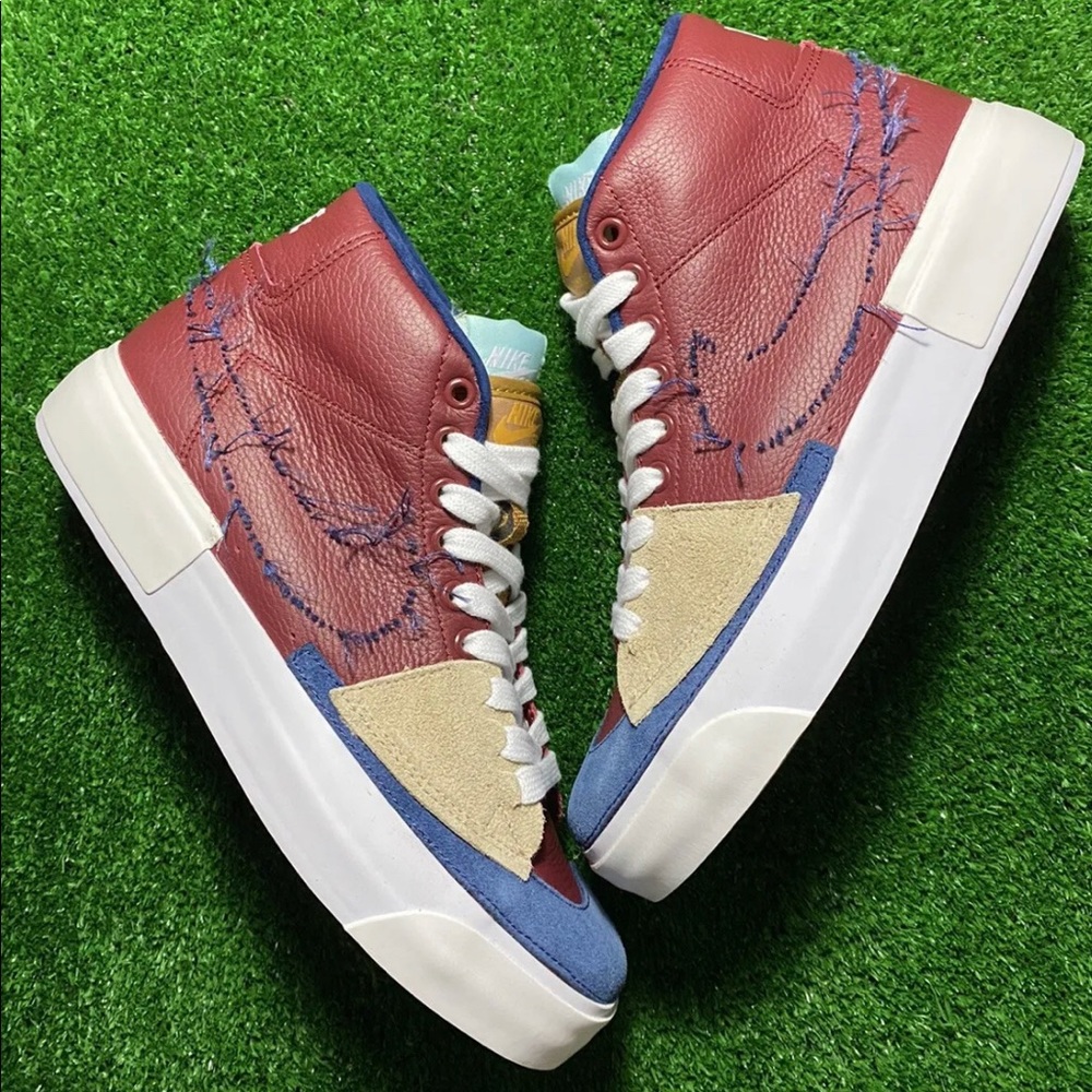 Nike SB Zoom Blazer Mid Edge Team Red/ Light Dew/ Summit White/ Navy DA2189-600